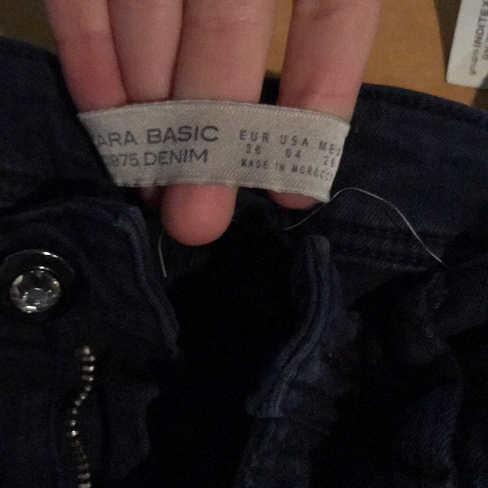 Jeans - Picture 3 of 3